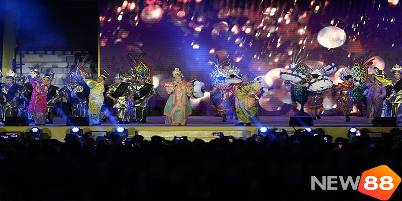 Màn biểu diễn tại sân Rajamangala