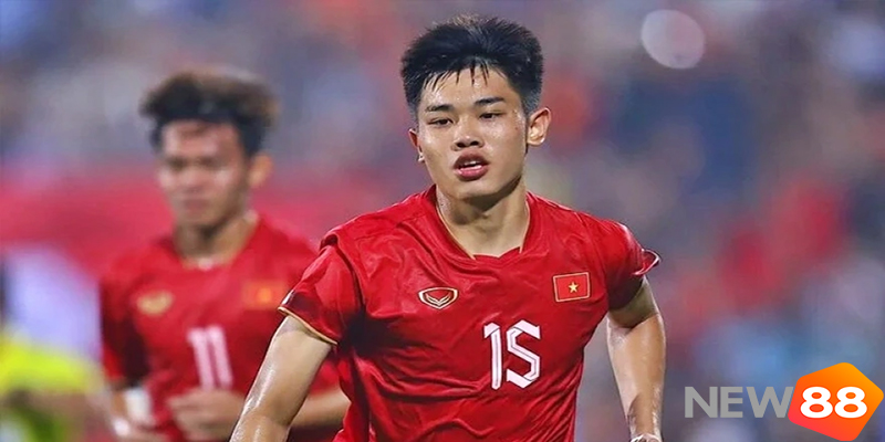 Top 5 cầu thủ U22 Việt Nam xuất sắc nhất phải kể đến là Nguyễn Đình Bắc